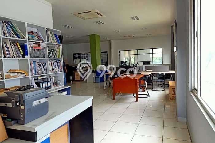 Ruko Dijual di Jakarta Selatan LT 403m2 & LB 650m2 Lokasi Terbaik! Ruko Dijual di Jakarta Selatan LT 403m2 & LB 650m2 Lokasi Terbaik!