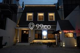Kantor Dijual di Surabaya LT 319m2 & LB 900m2 Lokasi Terbaik! Kantor Dijual di Surabaya LT 319m2 & LB 900m2 Lokasi Terbaik!
