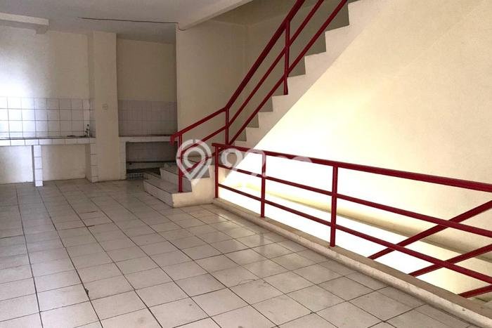 Komersial Dijual di Mampang Prapatan LT 80m2, LB 320m2 untuk Investasi Komersial Dijual di Mampang Prapatan LT 80m2, LB 320m2 untuk Investasi