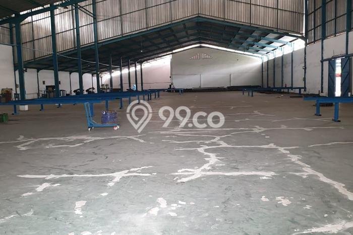 Gudang Premium Kawasan Jatake, Luas 3000m², Posisi Jalan Utama Gudang Premium Kawasan Jatake, Luas 3000m², Posisi Jalan Utama