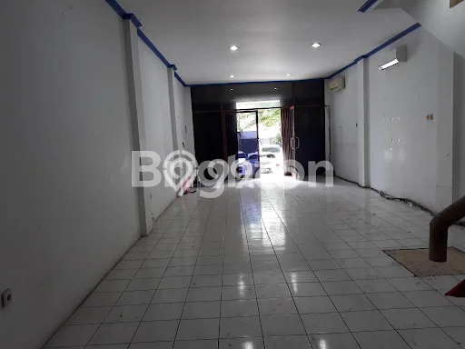 Ruko untuk Disewa di Pusat Jakarta Pusat Luas Bangunan 225m2 Ruko untuk Disewa di Pusat Jakarta Pusat Luas Bangunan 225m2