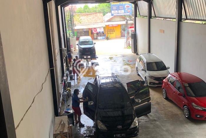 Unit Komersial Dijual di Bekasi LT 328m2 & LB 422m2 Unit Komersial Dijual di Bekasi LT 328m2 & LB 422m2