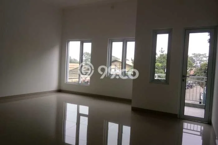 Unit Ruko Dijual di Bogor LT 72m2 & LB 105m2 Unit Ruko Dijual di Bogor LT 72m2 & LB 105m2
