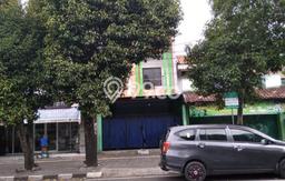 Ruko untuk disewa di Danurejan punya LT 81m2 & LB 160m2 harga sewa kompetitif Ruko untuk disewa di Danurejan punya LT 81m2 & LB 160m2 harga sewa kompetitif