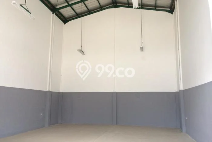 SENTRA BISNIS! Gudang Kawasan Cakung, Luas 126m², Lokasi Strategis SENTRA BISNIS! Gudang Kawasan Cakung, Luas 126m², Lokasi Strategis