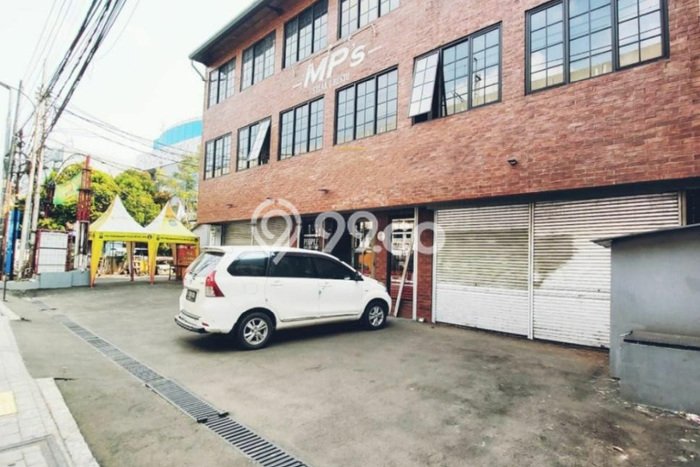 Untuk Dijual! Ruko di Fatmawati Jakarta Selatan LT 272m2 / LB 296m2 Kawasan Bisnis Untuk Dijual! Ruko di Fatmawati Jakarta Selatan LT 272m2 / LB 296m2 Kawasan Bisnis