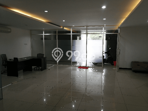 Ruko di Krembangan, Luas 540m², Pusat Bisnis, Lokasi Strategis Ruko di Krembangan, Luas 540m², Pusat Bisnis, Lokasi Strategis