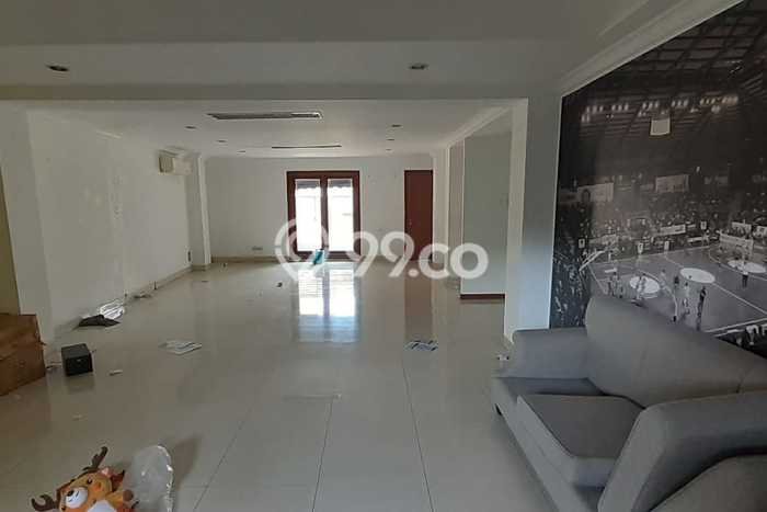 Area Ramai! Komersial Dijual di Kebayoran Baru untuk Bisnis Luas Bangunan 400m2 Area Ramai! Komersial Dijual di Kebayoran Baru untuk Bisnis Luas Bangunan 400m2