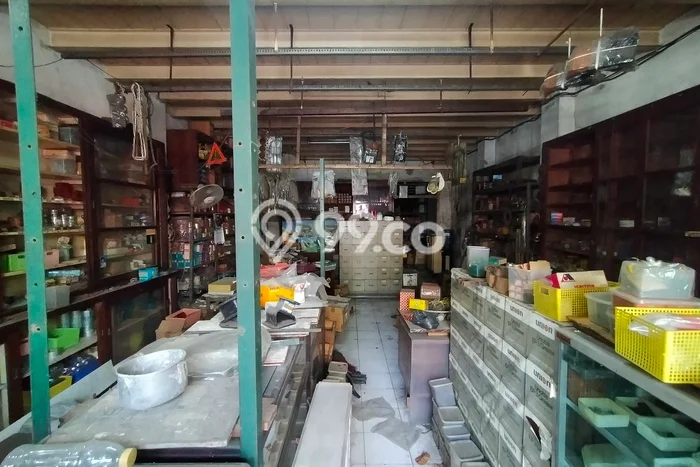 Ruko Disewa di Genteng, Surabaya, LT 109m2 / LB 250m2 Ruko Disewa di Genteng, Surabaya, LT 109m2 / LB 250m2
