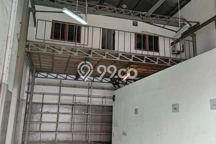 Gudang bagus disewakan di Cakung Jakarta Timur dengan LB 216m2 harga sewa terbaik Gudang bagus disewakan di Cakung Jakarta Timur dengan LB 216m2 harga sewa terbaik