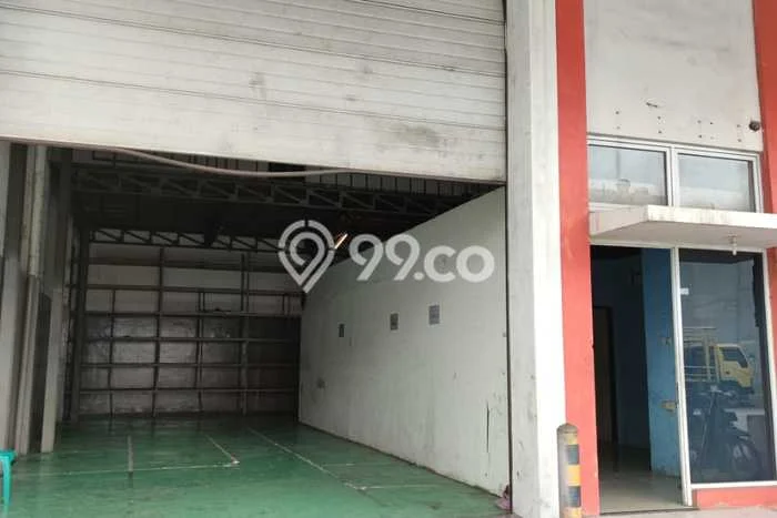 Gudang bagus disewakan di Cakung Jakarta Timur dengan LB 216m2 harga sewa terbaik Gudang bagus disewakan di Cakung Jakarta Timur dengan LB 216m2 harga sewa terbaik