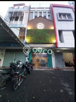 Disewakan Ruko di Kawasan Ramai HR Muhammad Luas 225m2 Disewakan Ruko di Kawasan Ramai HR Muhammad Luas 225m2