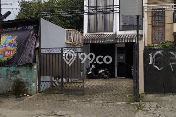 Ruko di , Luas 162m2m², Jalan Utama, Area Ramai Ruko di , Luas 162m2m², Jalan Utama, Area Ramai