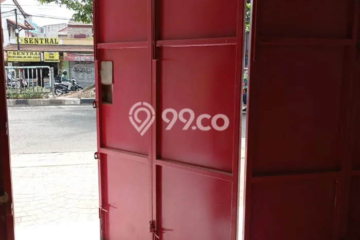 Ruko For Rent di Pulo Gadung, Luas 18m², Area Strategis, Ready Operasi Ruko For Rent di Pulo Gadung, Luas 18m², Area Strategis, Ready Operasi