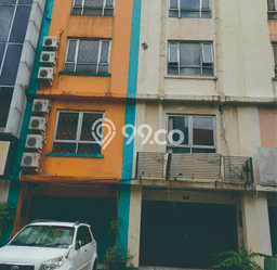 Area Ramai! Ruko Dijual di Matraman untuk Bisnis Luas Bangunan 270m2 Area Ramai! Ruko Dijual di Matraman untuk Bisnis Luas Bangunan 270m2