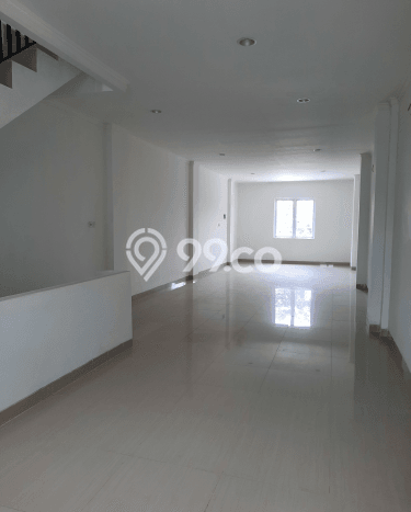 Dijual Ruko di Cengkareng Jakarta Barat LT 111m2 / LB 250m2 Dijual Ruko di Cengkareng Jakarta Barat LT 111m2 / LB 250m2