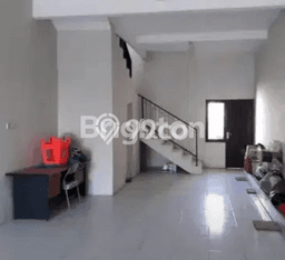 LOKASI STRATEGIS! Ruko Kawasan Buduran, Luas 135m², Nilai Prospektif LOKASI STRATEGIS! Ruko Kawasan Buduran, Luas 135m², Nilai Prospektif