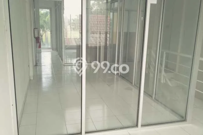 Ruko Dijual di Tangerang LT 90m2 & LB 120m2 Lokasi Terbaik! Ruko Dijual di Tangerang LT 90m2 & LB 120m2 Lokasi Terbaik!