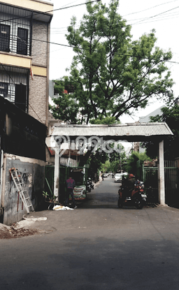 Ruko Dijual di Prime Area Jakarta Barat Luas 264m2 Ruko Dijual di Prime Area Jakarta Barat Luas 264m2