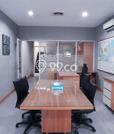 Ruko Dijual di Jakarta Selatan LT 65m2 & LB 250m2 Lokasi Terbaik! Ruko Dijual di Jakarta Selatan LT 65m2 & LB 250m2 Lokasi Terbaik!
