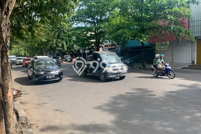 Ruko Bagus Dijual LB 520m2 Lokasi Strategis Semarang Area Cocok untuk Berbisnis Ruko Bagus Dijual LB 520m2 Lokasi Strategis Semarang Area Cocok untuk Berbisnis