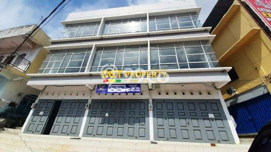 Ruko disewakan lokasi strategis Bengkong Batam 735m2 Ruko disewakan lokasi strategis Bengkong Batam 735m2