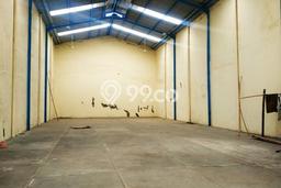 Gudang Disewa di Semarang dengan LB 300m2 Area Komersial Ramai Gudang Disewa di Semarang dengan LB 300m2 Area Komersial Ramai