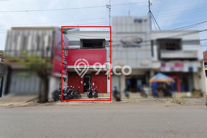 Ruko untuk disewa di Tegal Barat punya LT 120m2 & LB 240m2 harga sewa kompetitif Ruko untuk disewa di Tegal Barat punya LT 120m2 & LB 240m2 harga sewa kompetitif