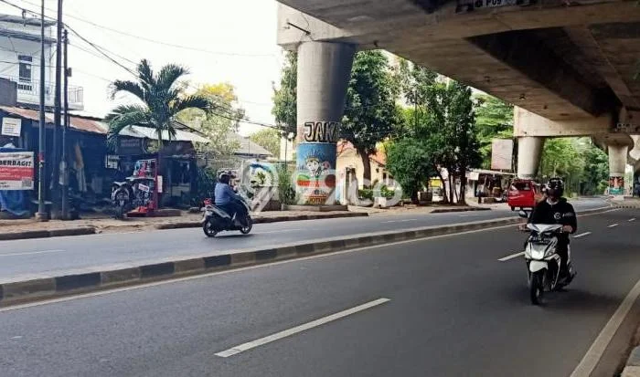 Untuk Dijual! Komersial di Cipete Jakarta Selatan LT 582m2 / LB 500m2 Kawasan Strategis Untuk Dijual! Komersial di Cipete Jakarta Selatan LT 582m2 / LB 500m2 Kawasan Strategis