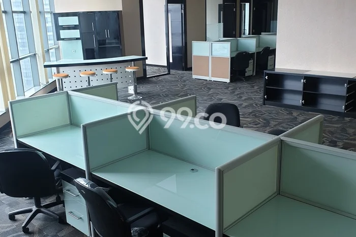 Kantor untuk disewa di Central Park punya LT 251m2 & LB 251m2 harga sewa kompetitif Kantor untuk disewa di Central Park punya LT 251m2 & LB 251m2 harga sewa kompetitif