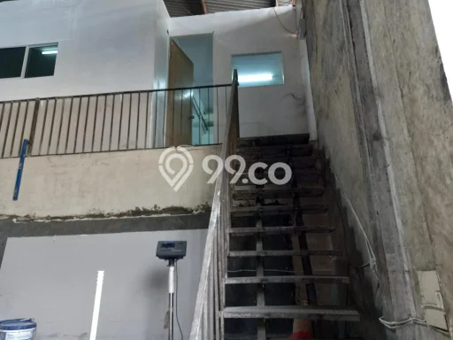 Disewakan Gudang di Kawasan Ramai Pluit Luas 288m2 Disewakan Gudang di Kawasan Ramai Pluit Luas 288m2