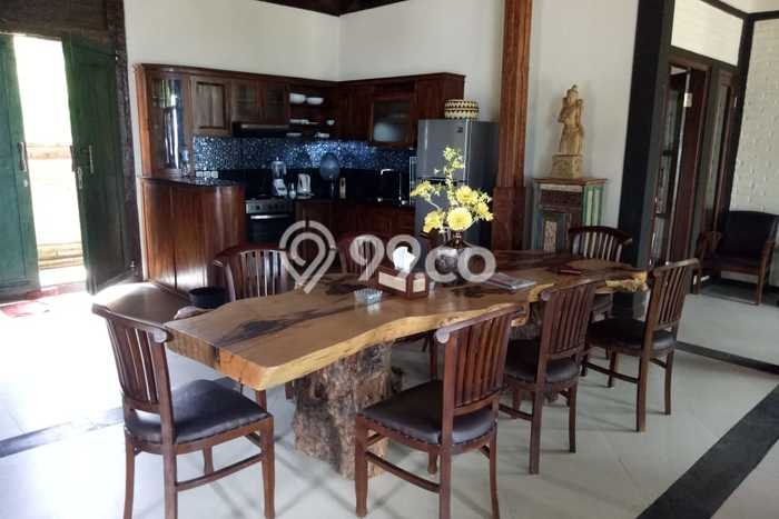 Unit Komersial Dijual di Buleleng LT 400m2 & LB 700m2 Unit Komersial Dijual di Buleleng LT 400m2 & LB 700m2