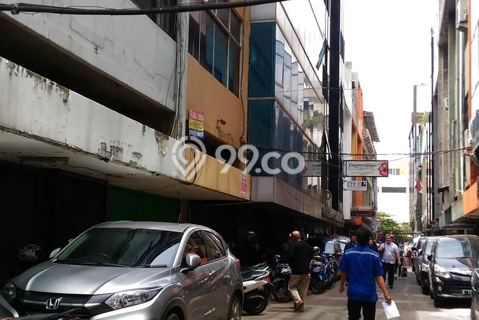Ruko Bagus Dijual LB 193m2 Lokasi Strategis Jakarta Pusat Area Cocok untuk Berbisnis Ruko Bagus Dijual LB 193m2 Lokasi Strategis Jakarta Pusat Area Cocok untuk Berbisnis