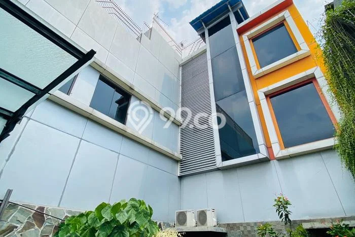 Disewakan Ruko komersial di Tanjung Priok luas bangunan 250m2 Disewakan Ruko komersial di Tanjung Priok luas bangunan 250m2