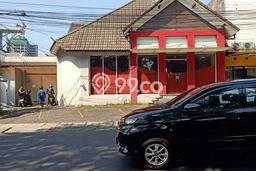 Disewakan Komersial di Kawasan Ramai Veteran Luas 380m2 Disewakan Komersial di Kawasan Ramai Veteran Luas 380m2
