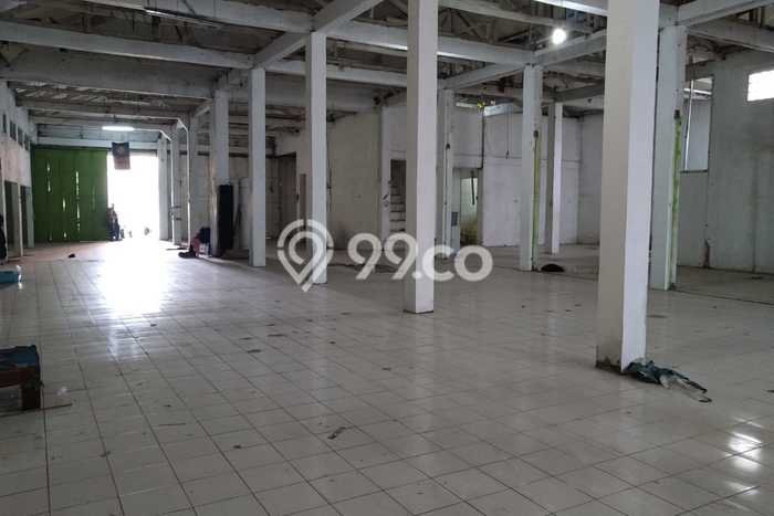 Gudang untuk Disewa di Pusat Bandung Luas Bangunan 1300m2 Gudang untuk Disewa di Pusat Bandung Luas Bangunan 1300m2