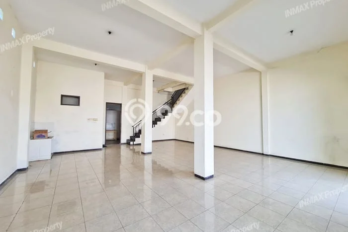 Ruko Bagus LT 107m2 LB 214m2 Dijual di Junrejo Batu Ruko Bagus LT 107m2 LB 214m2 Dijual di Junrejo Batu