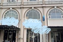Ruko Lokasi Strategis di Green Lake City, Luas 189m², Siap Usaha Ruko Lokasi Strategis di Green Lake City, Luas 189m², Siap Usaha