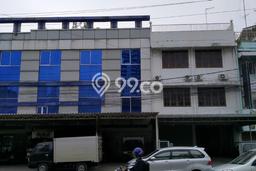 Ruko Kawasan Medan Kota, Luas 192m², Pusat Bisnis, Jalan Utama Ruko Kawasan Medan Kota, Luas 192m², Pusat Bisnis, Jalan Utama