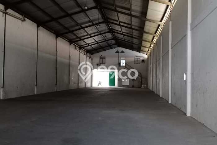 Unit Gudang Disewakan di Dadap di Area Ramai & Strategis Unit Gudang Disewakan di Dadap di Area Ramai & Strategis