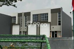 Gudang Kawasan Premium di Green Lake City, Luas 160m², Jalan Raya Gudang Kawasan Premium di Green Lake City, Luas 160m², Jalan Raya
