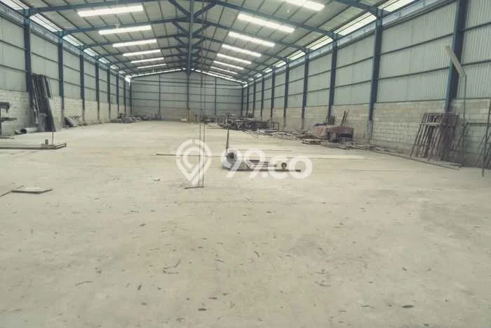 LOKASI STRATEGIS! Ruko di Tangerang Kota, Luas 1500m², Area Ramai, Ready Operasional LOKASI STRATEGIS! Ruko di Tangerang Kota, Luas 1500m², Area Ramai, Ready Operasional