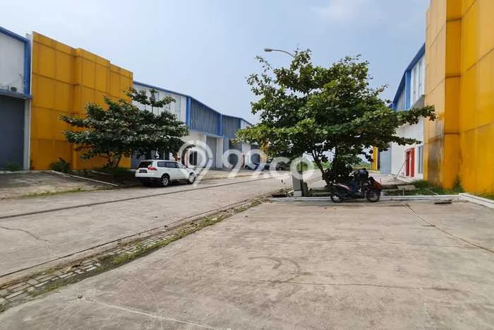 Unit Gudang Disewa Lokasi Telukjambe Timur, Karawang Spesifikasi Luas Bangunan 954m2 Unit Gudang Disewa Lokasi Telukjambe Timur, Karawang Spesifikasi Luas Bangunan 954m2