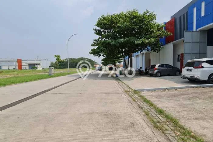 Gudang Disewa di Telukjambe Timur, Karawang, LT 500m2 / LB 367m2 Gudang Disewa di Telukjambe Timur, Karawang, LT 500m2 / LB 367m2