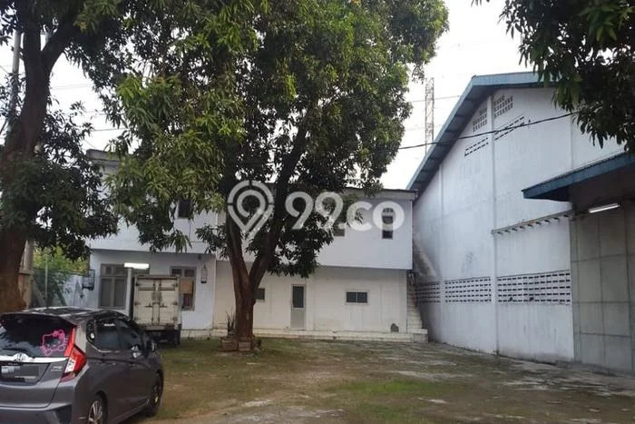 FOR SALE! Gudang di Karawang Timur Karawang, LT 3700m2, LB 1500m2 FOR SALE! Gudang di Karawang Timur Karawang, LT 3700m2, LB 1500m2