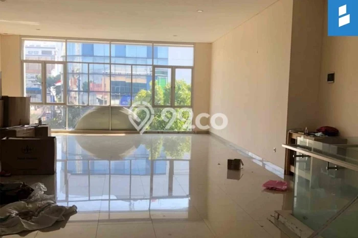 LOKASI SUPER STRATEGIS! Ruko Kawasan Lengkong, Luas 330m², Kawasan Komersial LOKASI SUPER STRATEGIS! Ruko Kawasan Lengkong, Luas 330m², Kawasan Komersial