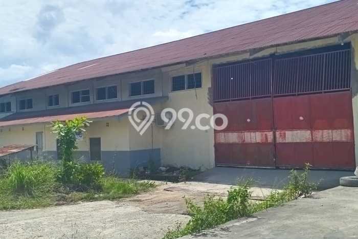 LOKASI PREMIUM! Gudang Area Komersial Kawasan Kariangau, Luas 300m², Siap Bisnis LOKASI PREMIUM! Gudang Area Komersial Kawasan Kariangau, Luas 300m², Siap Bisnis