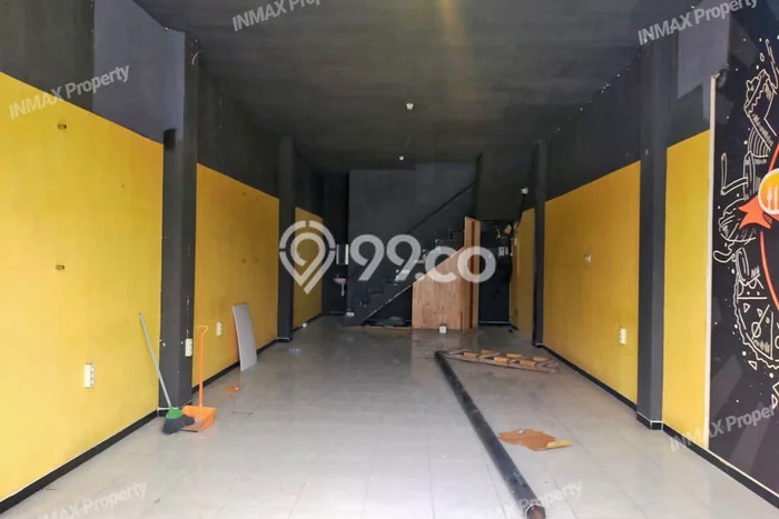 Ruko Disewa di Malang dengan LB 174m2 Area Komersial Ramai Ruko Disewa di Malang dengan LB 174m2 Area Komersial Ramai