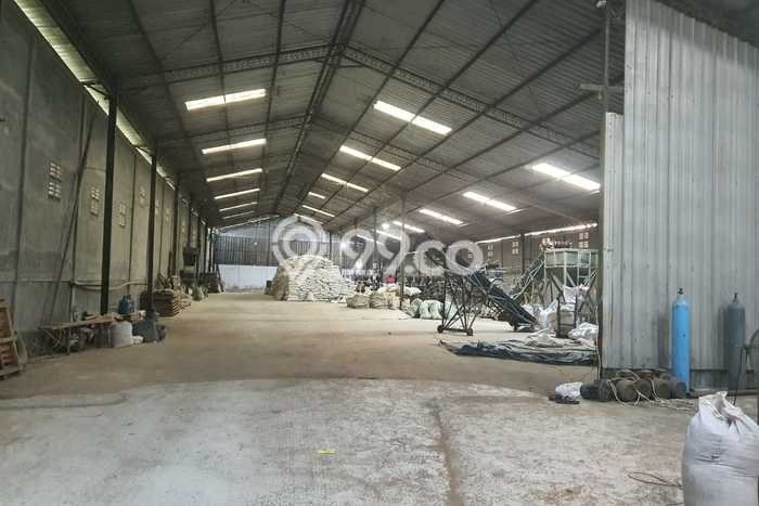 LOKASI STRATEGIS! Gudang Kawasan Kaliwungu, Luas 3024m², Pusat Komersial, Mainroad LOKASI STRATEGIS! Gudang Kawasan Kaliwungu, Luas 3024m², Pusat Komersial, Mainroad