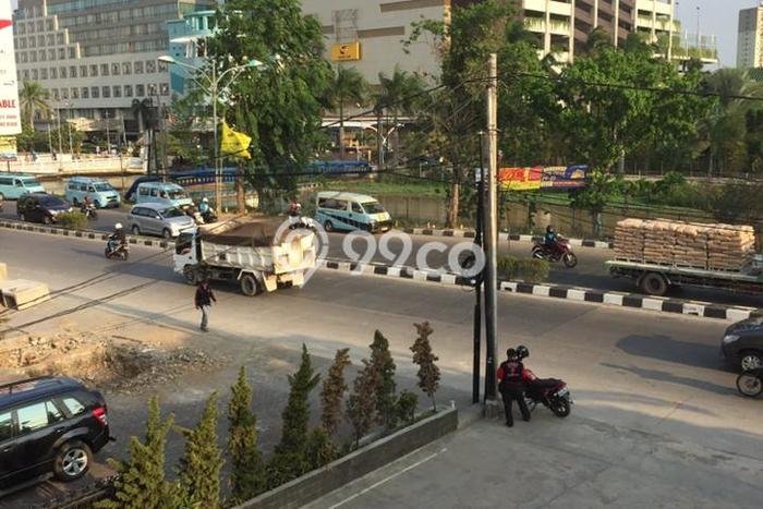 KEUNTUNGAN BERLIPAT! Komersial di Kalimalang, Luas 400m², Posisi Jalan Utama KEUNTUNGAN BERLIPAT! Komersial di Kalimalang, Luas 400m², Posisi Jalan Utama